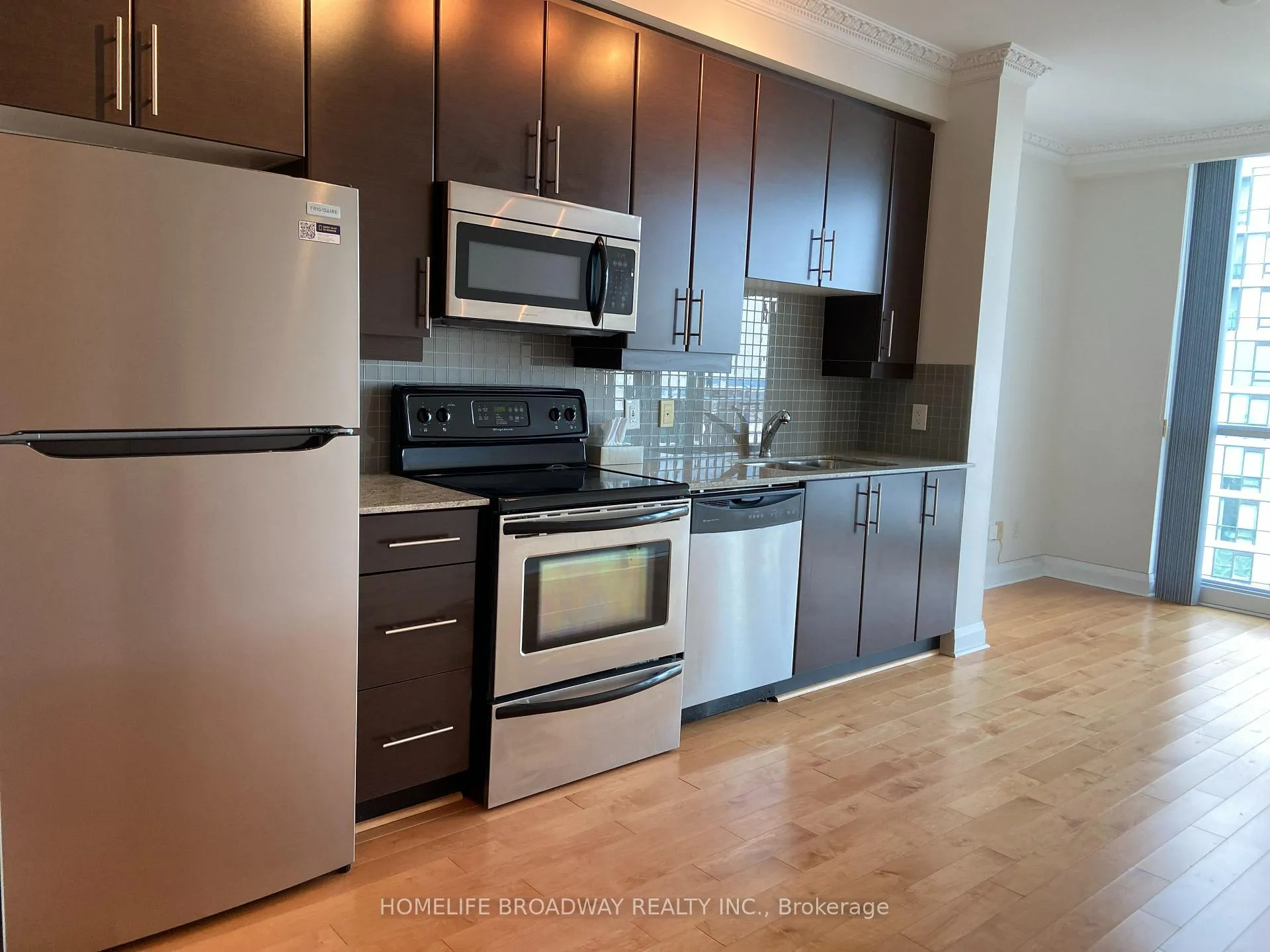 Photo 5 of Unit 3606, 16 Harbour Street, Toronto, Waterfront Communities — HOMEH