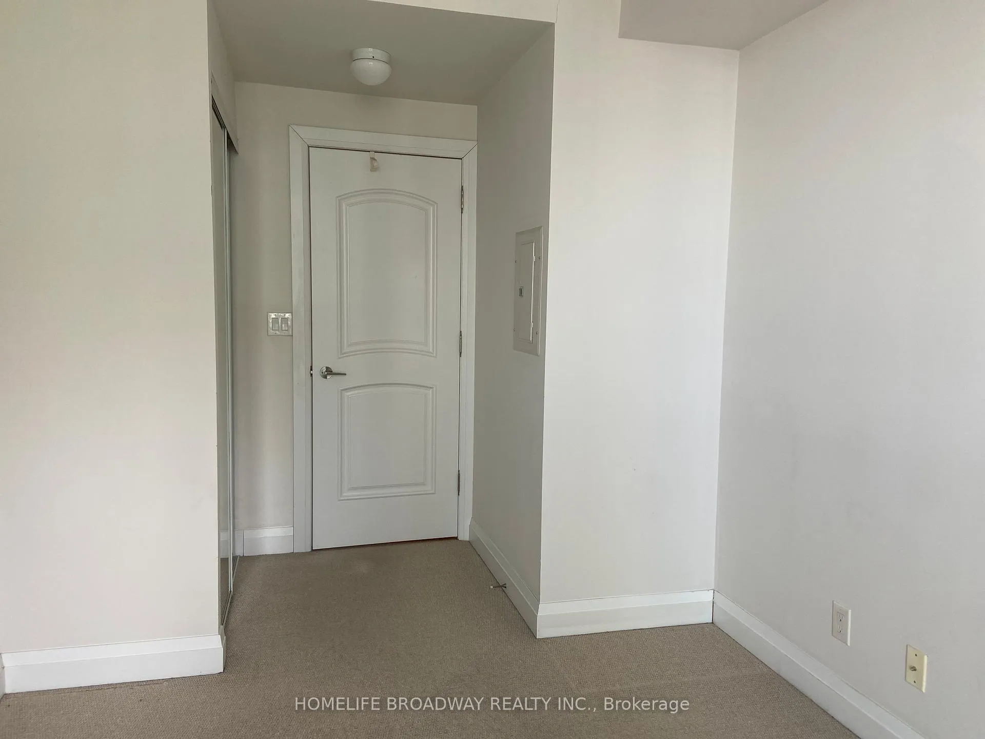 Photo 9 of Unit 3606, 16 Harbour Street, Toronto, Waterfront Communities — HOMEH