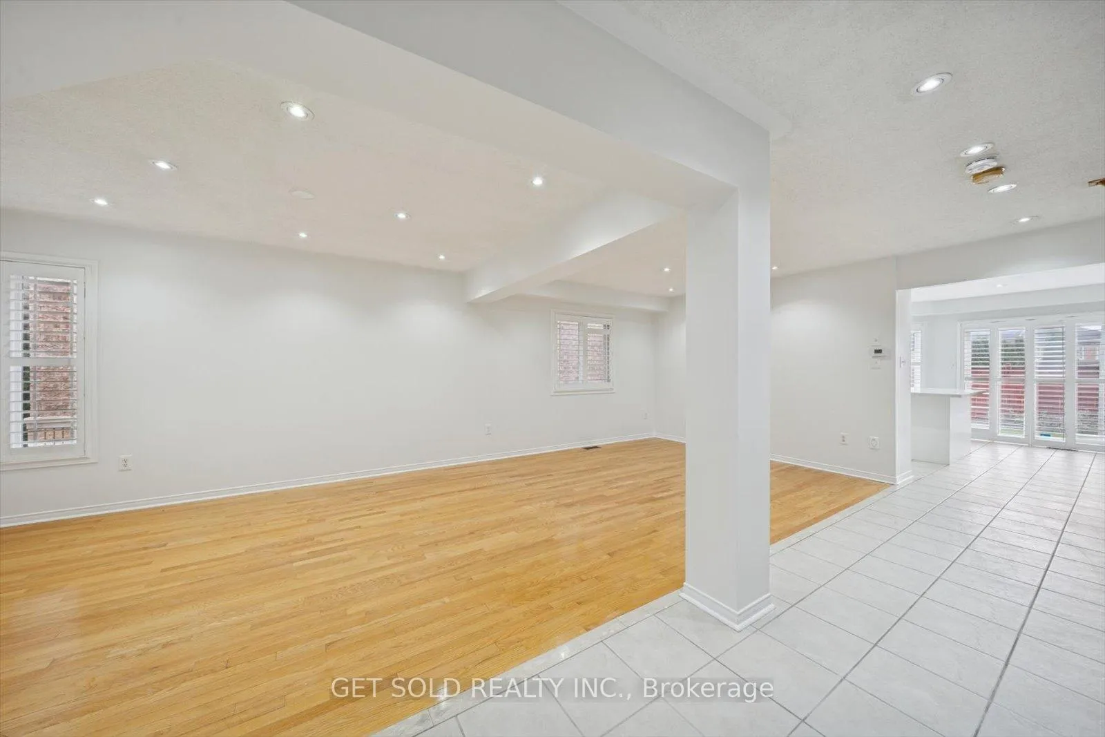 Photo 6 of 36 Field Thistle Drive, Brampton, Sandringham-Wellington — HOMEH