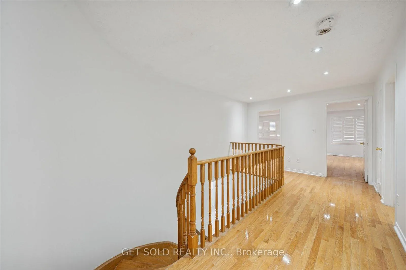 Photo 14 of 36 Field Thistle Drive, Brampton, Sandringham-Wellington — HOMEH