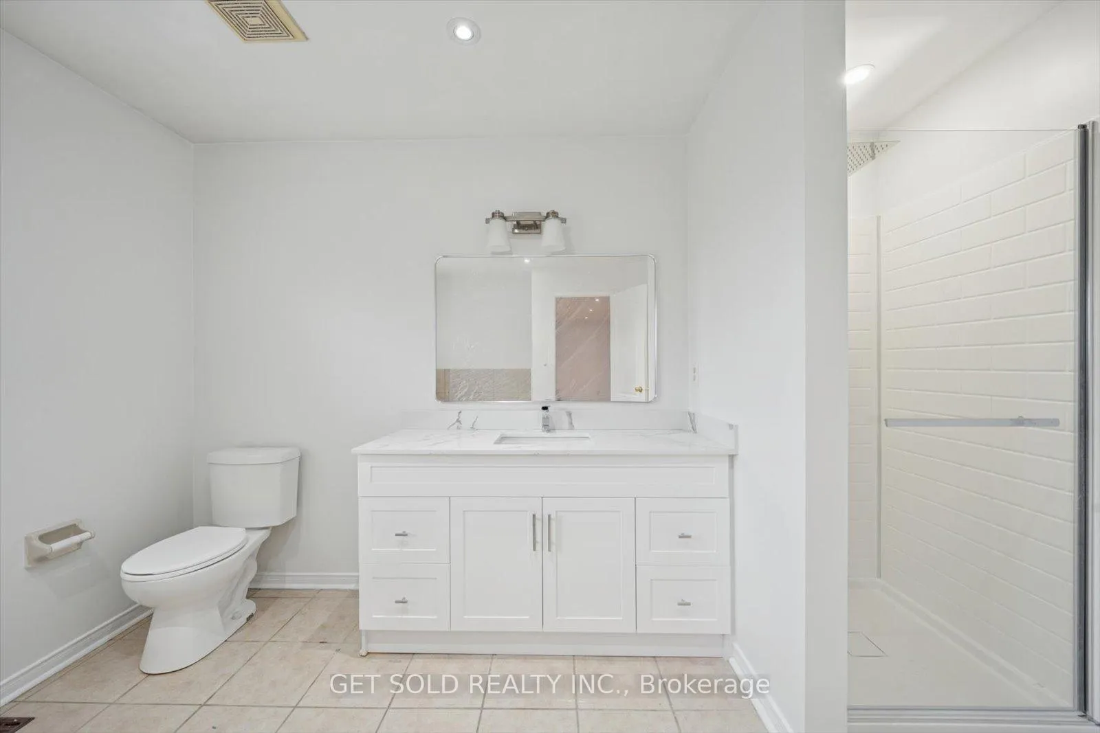 Photo 21 of 36 Field Thistle Drive, Brampton, Sandringham-Wellington — HOMEH