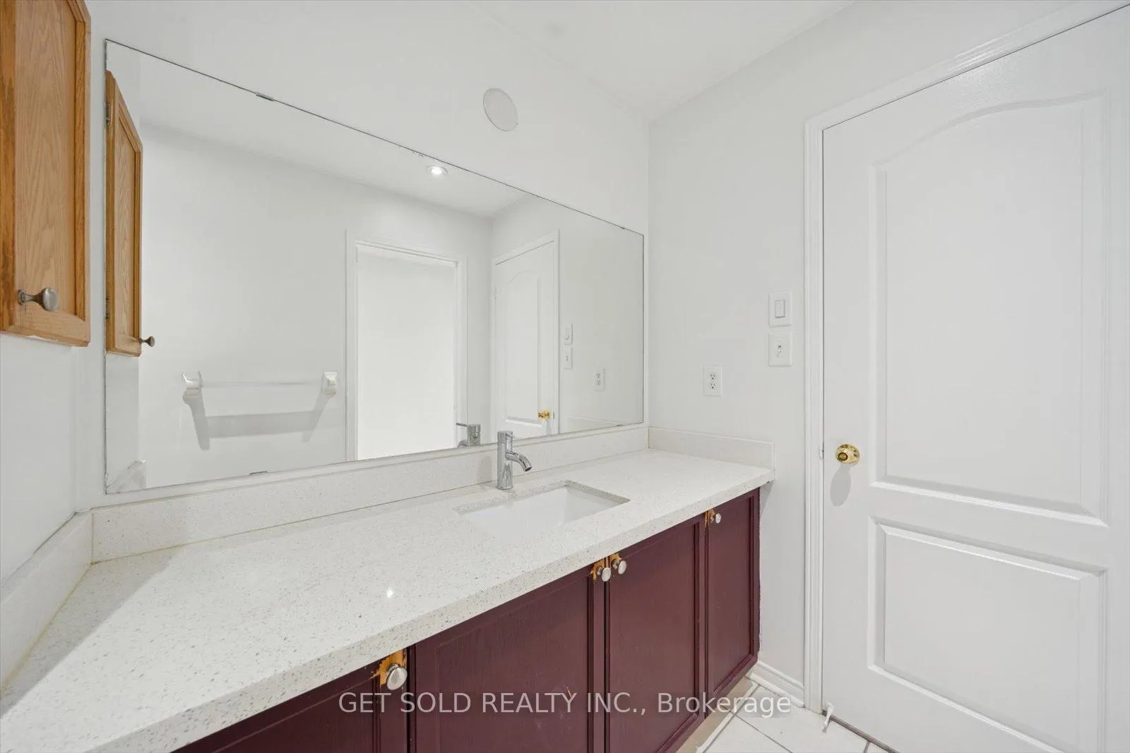 Photo 25 of 36 Field Thistle Drive, Brampton, Sandringham-Wellington — HOMEH