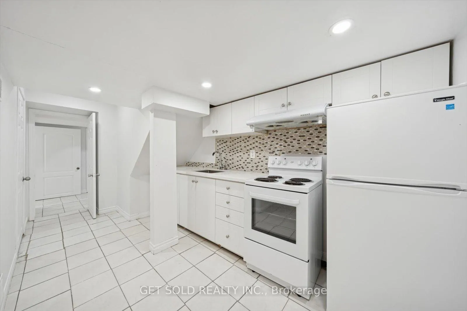 Photo 38 of 36 Field Thistle Drive, Brampton, Sandringham-Wellington — HOMEH