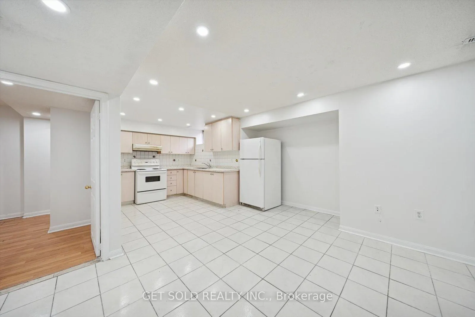 Photo 40 of 36 Field Thistle Drive, Brampton, Sandringham-Wellington — HOMEH