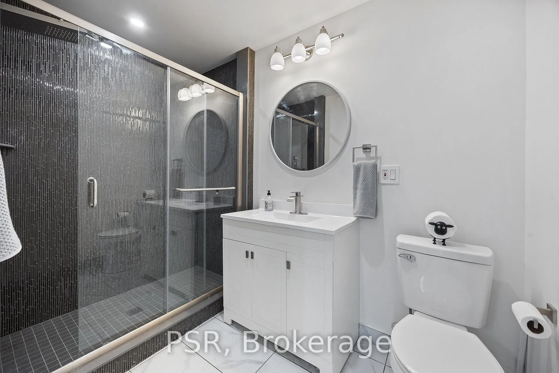 Photo 20 of 120 Pierella Drive, Lakeshore — HOMEH