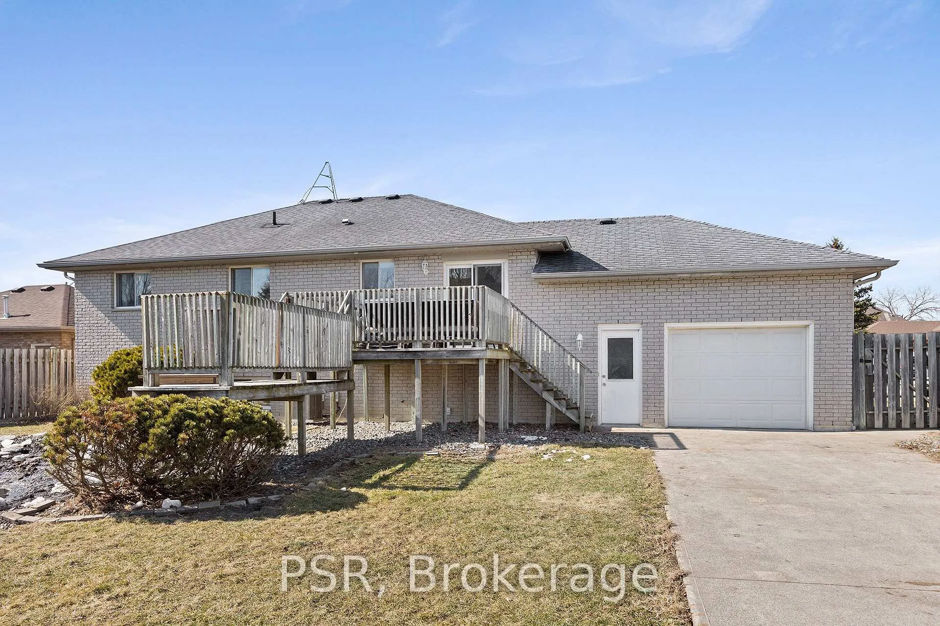 Photo 24 of 120 Pierella Drive, Lakeshore — HOMEH