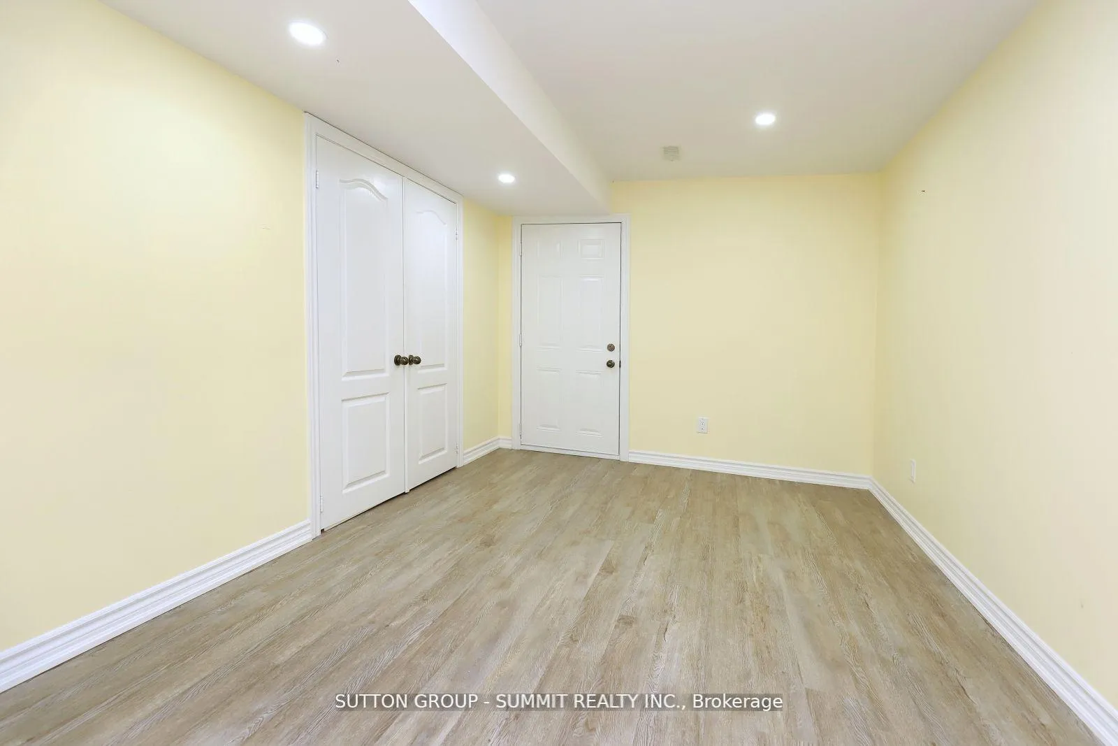 Photo 32 of Unit Upper, 1087 Abbott Street, Milton, Dempsey — HOMEH