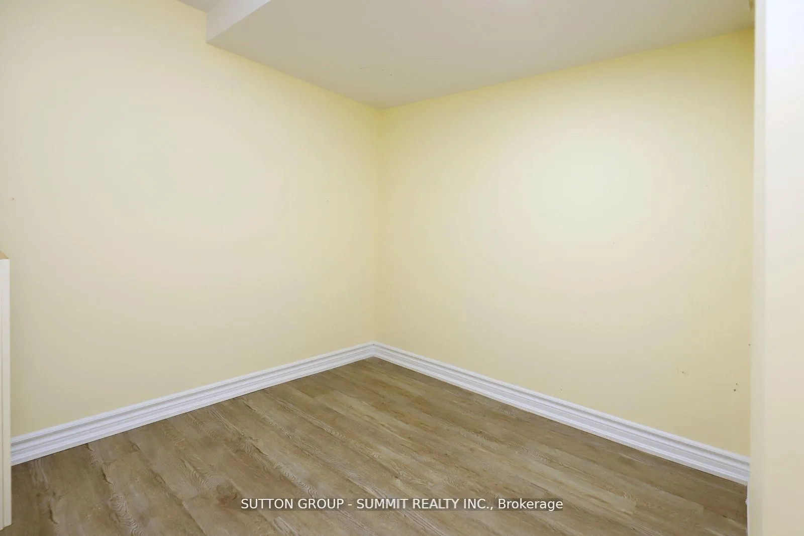 Photo 34 of Unit Upper, 1087 Abbott Street, Milton, Dempsey — HOMEH