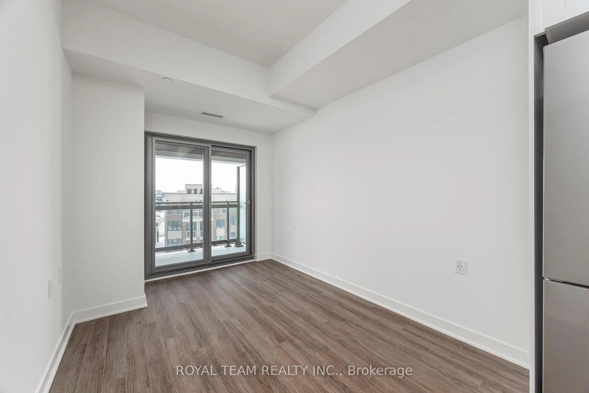 Photo 7 of Unit 418, 51 Clarington Boulevard, Clarington, Bowmanville — HOMEH