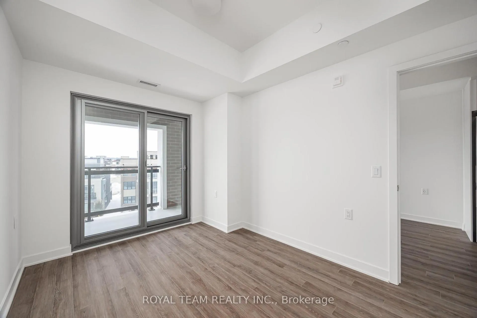 Photo 10 of Unit 418, 51 Clarington Boulevard, Clarington, Bowmanville — HOMEH