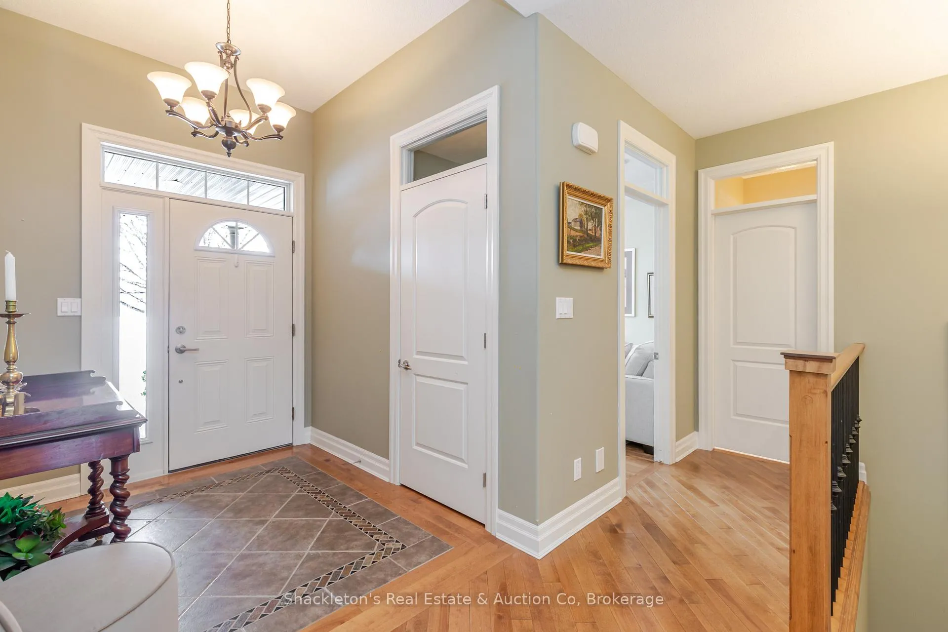 Photo 3 of 27 North Pointe Drive, Stratford — HOMEH