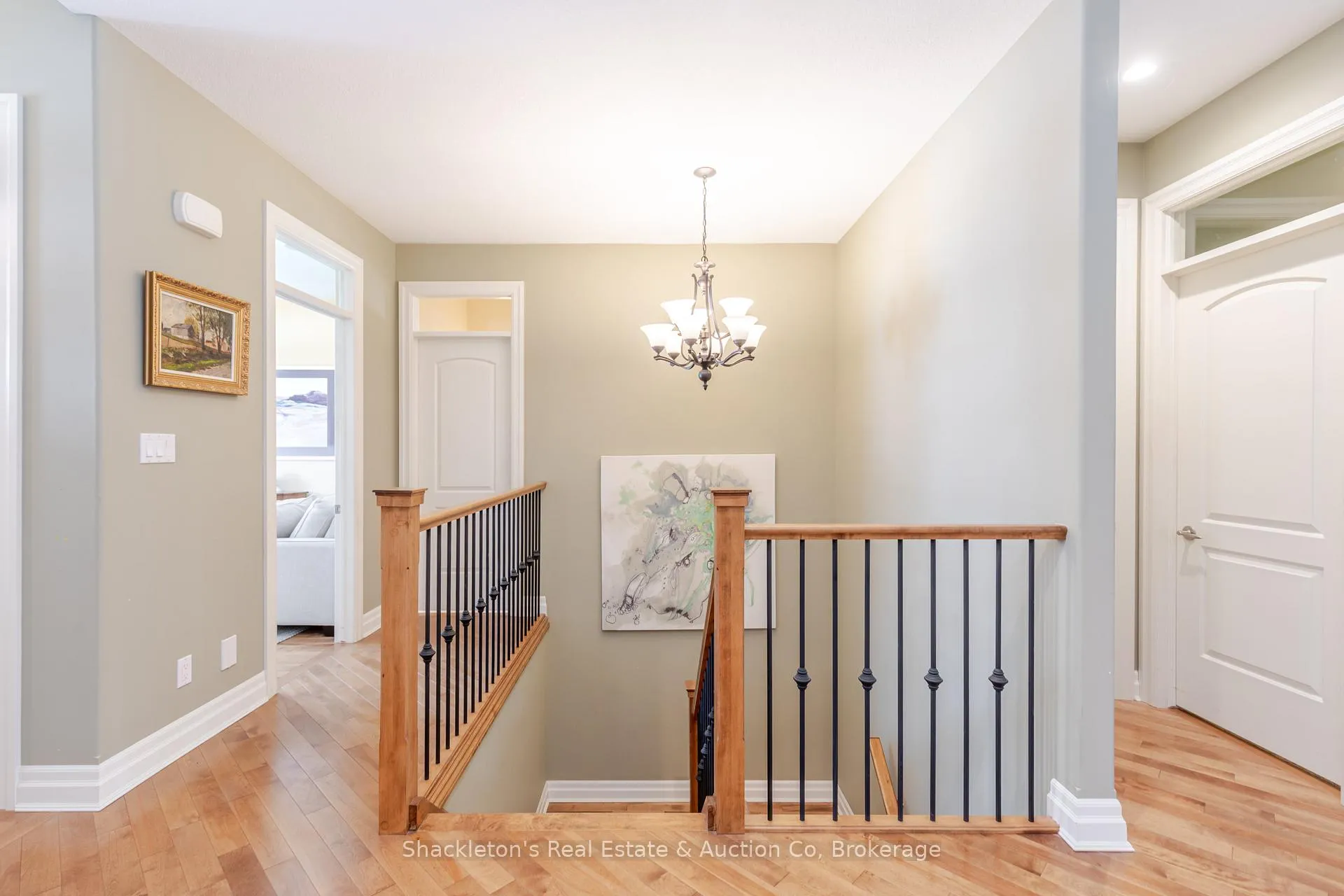 Photo 4 of 27 North Pointe Drive, Stratford — HOMEH