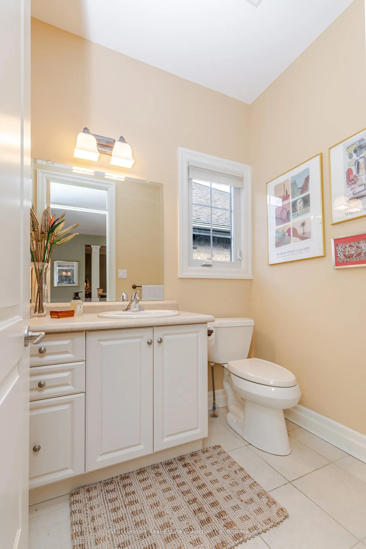 Photo 20 of 27 North Pointe Drive, Stratford — HOMEH