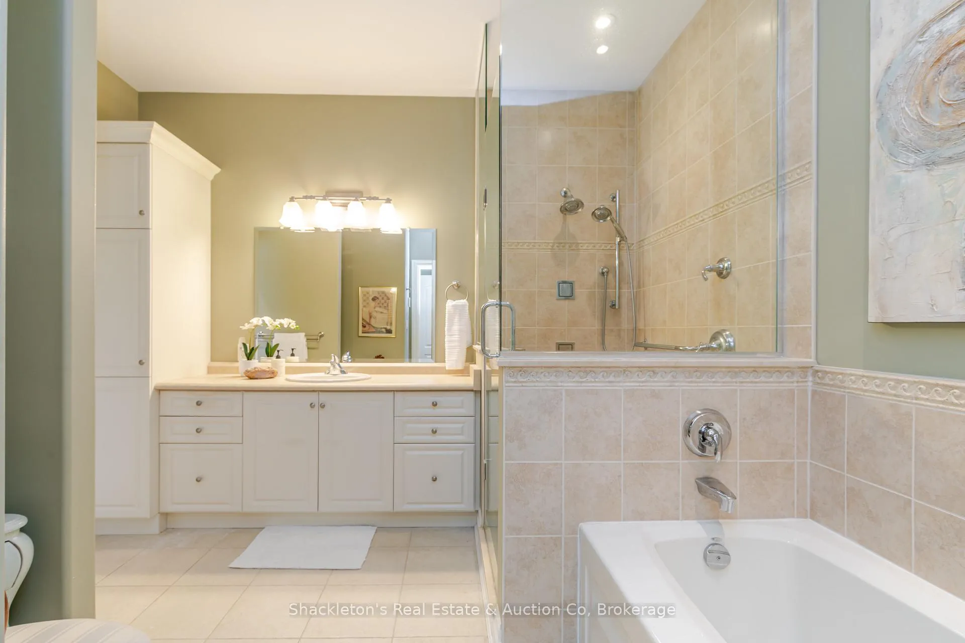 Photo 23 of 27 North Pointe Drive, Stratford — HOMEH