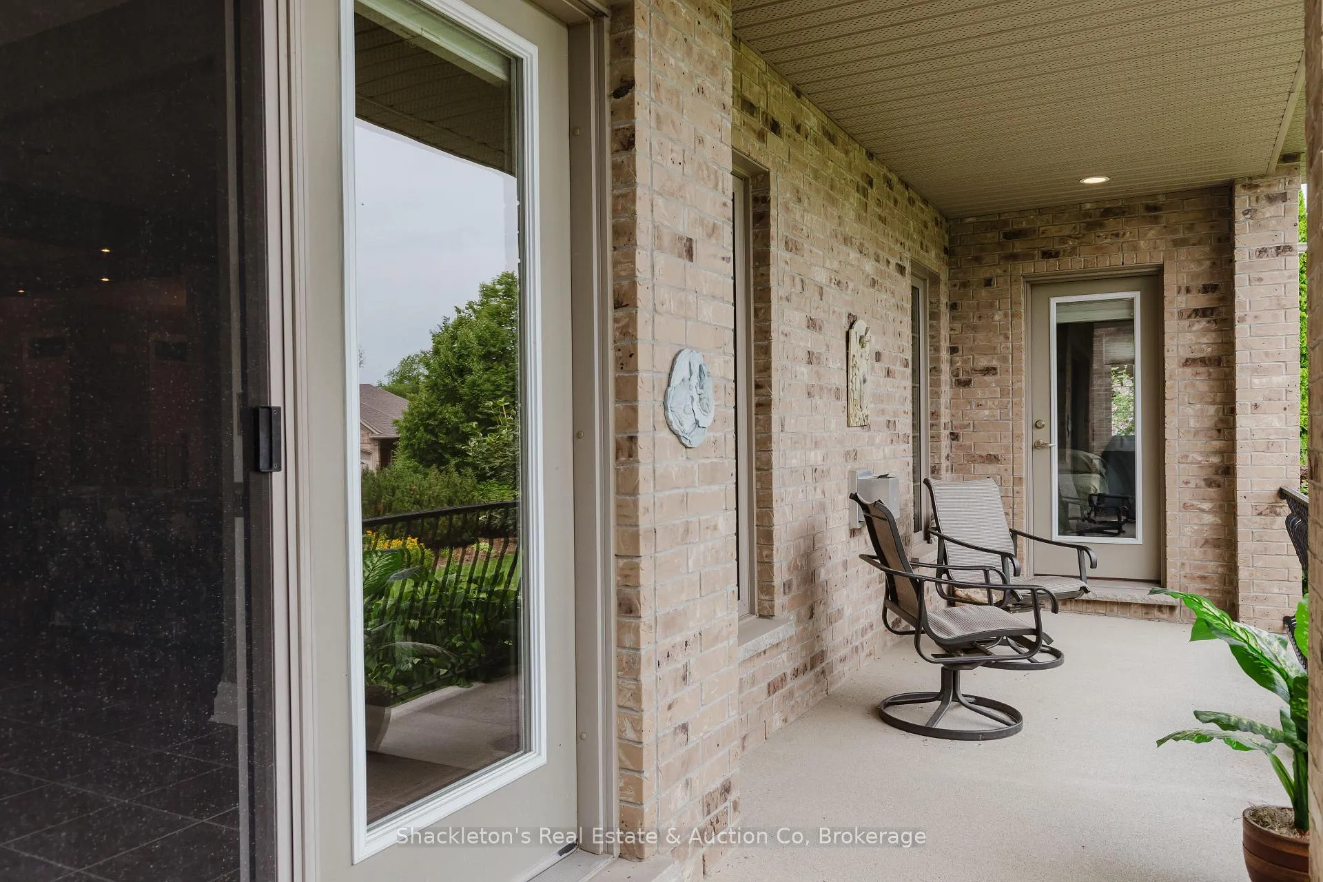 Photo 45 of 27 North Pointe Drive, Stratford — HOMEH