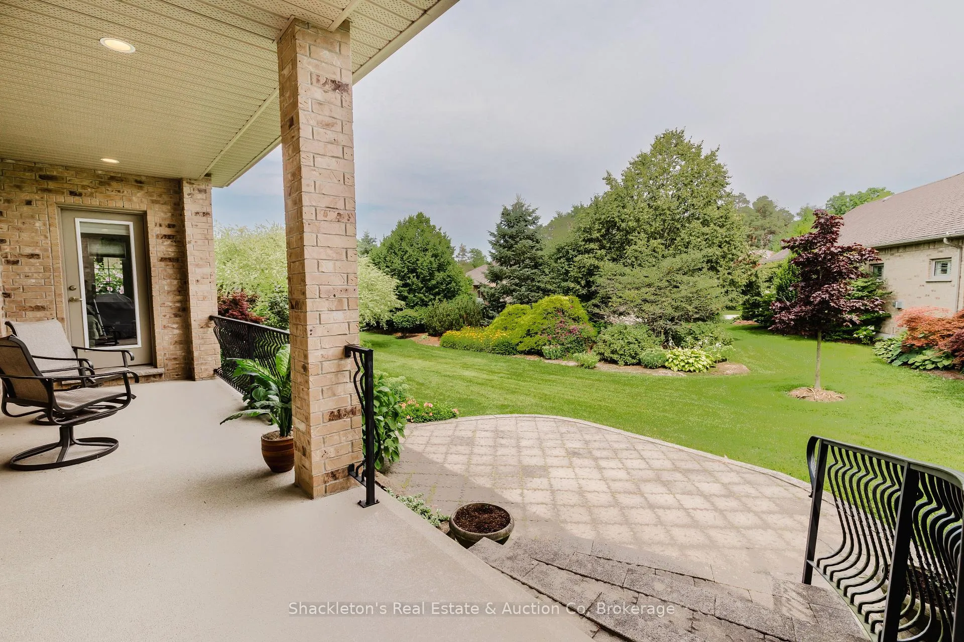 Photo 46 of 27 North Pointe Drive, Stratford — HOMEH