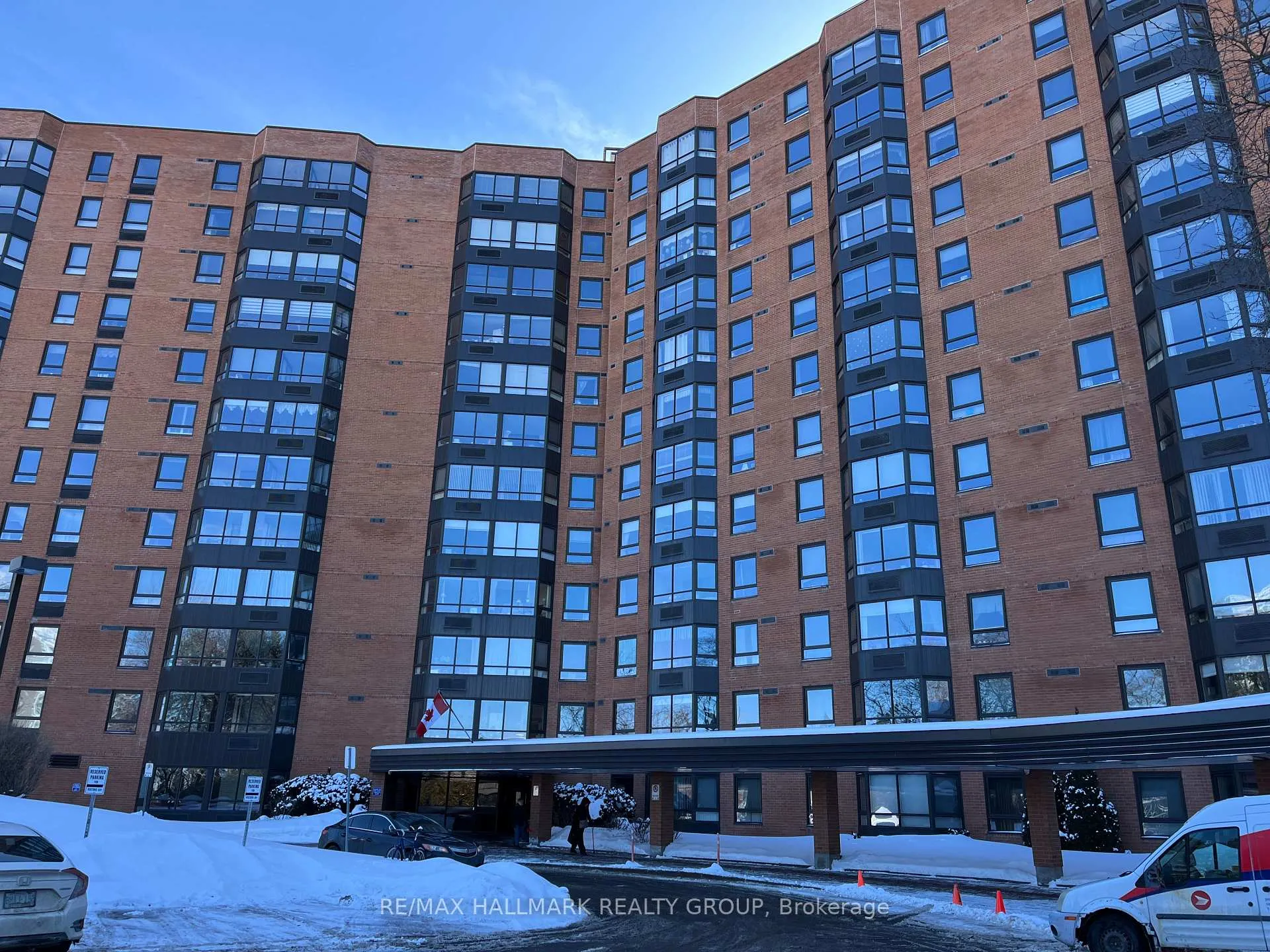 Photo 1 of Unit 708, 80 Sandcastle Drive, Ottawa, Leslie Park — HOMEH