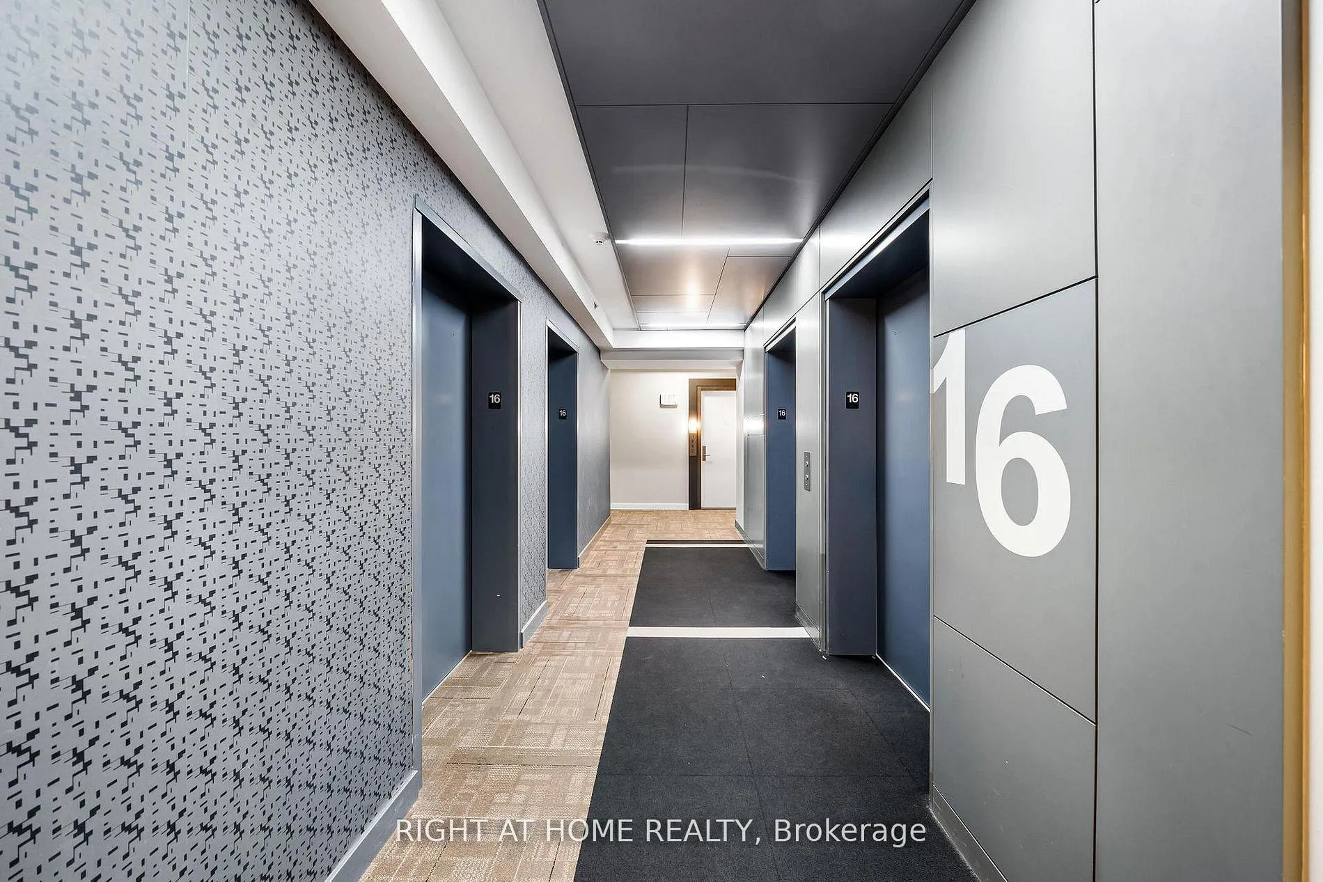Photo 9 of Unit 1611, 318 Richmond Street W, Toronto, Waterfront Communities — HOMEH