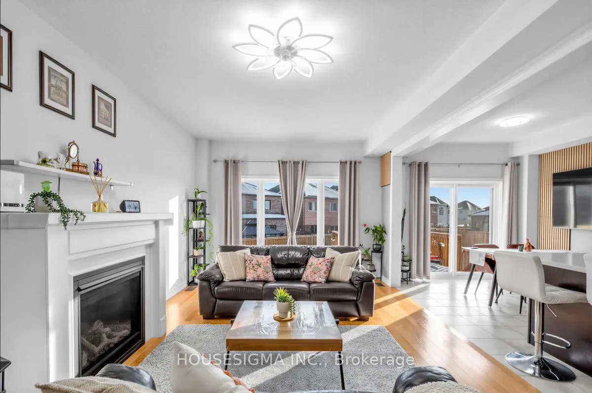 Photo 3 of 1348 Apollo Street, Oshawa, Eastdale — HOMEH