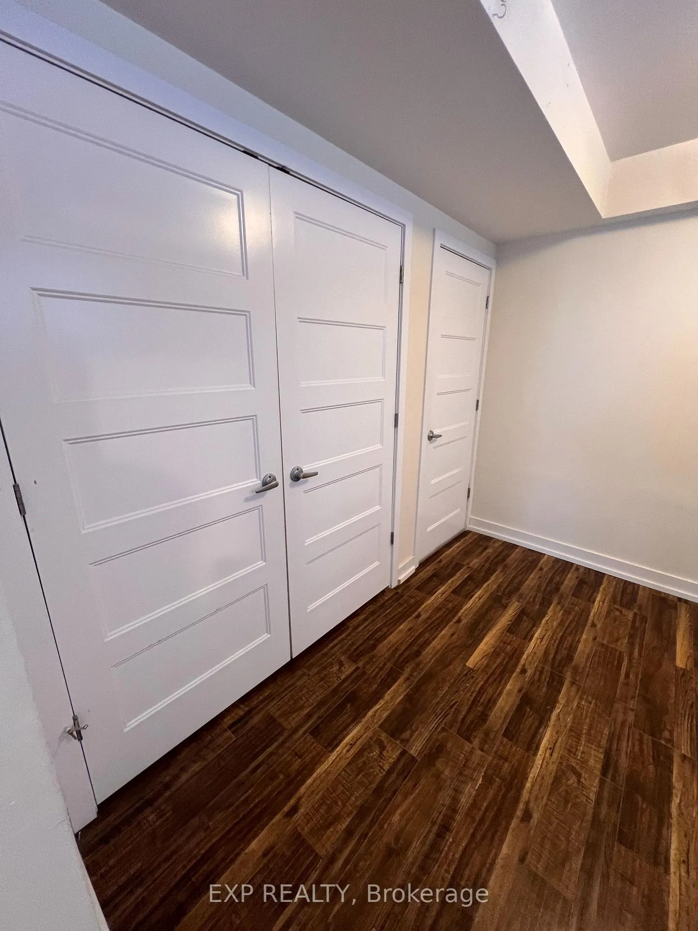 Photo 11 of 144 barrette Street, Ottawa, Vanier — HOMEH