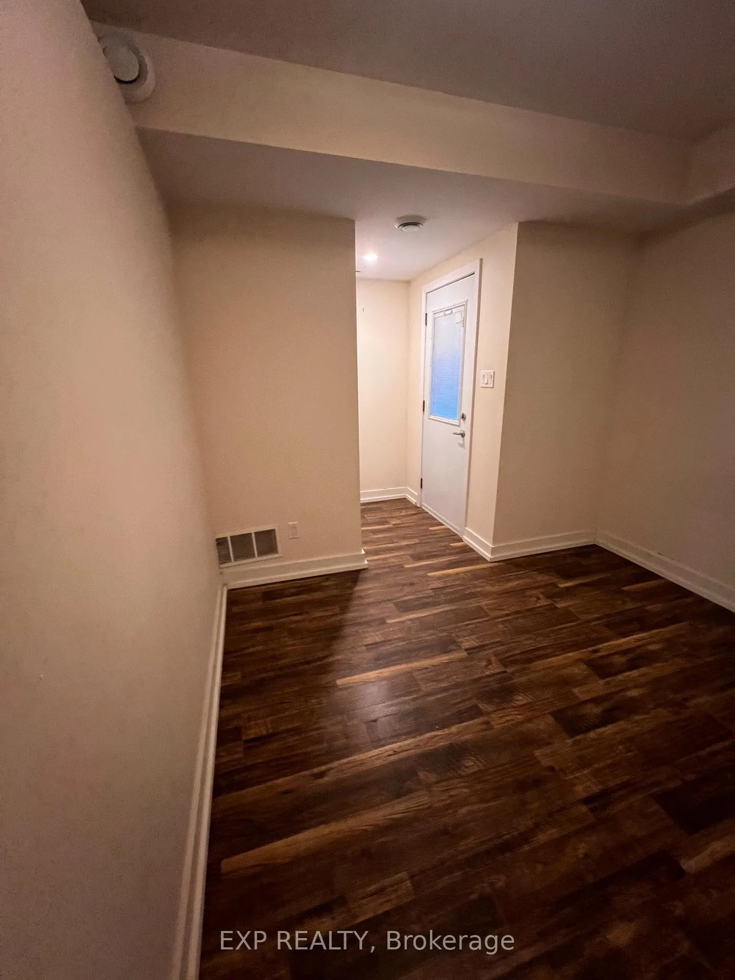 Photo 14 of 144 barrette Street, Ottawa, Vanier — HOMEH