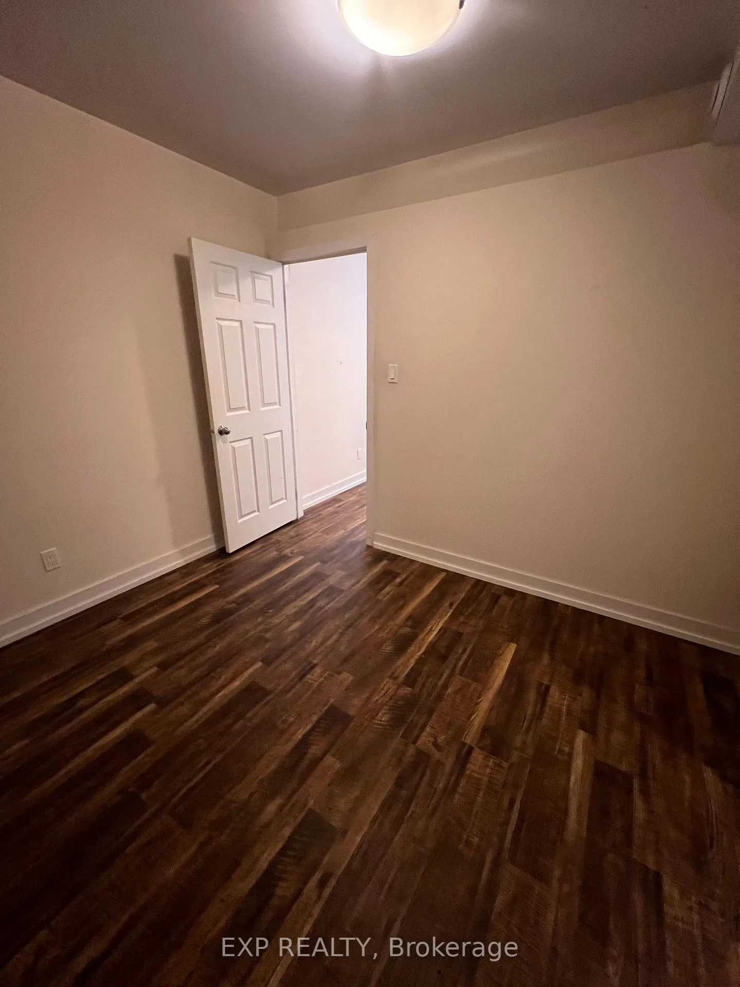 Photo 15 of 144 barrette Street, Ottawa, Vanier — HOMEH