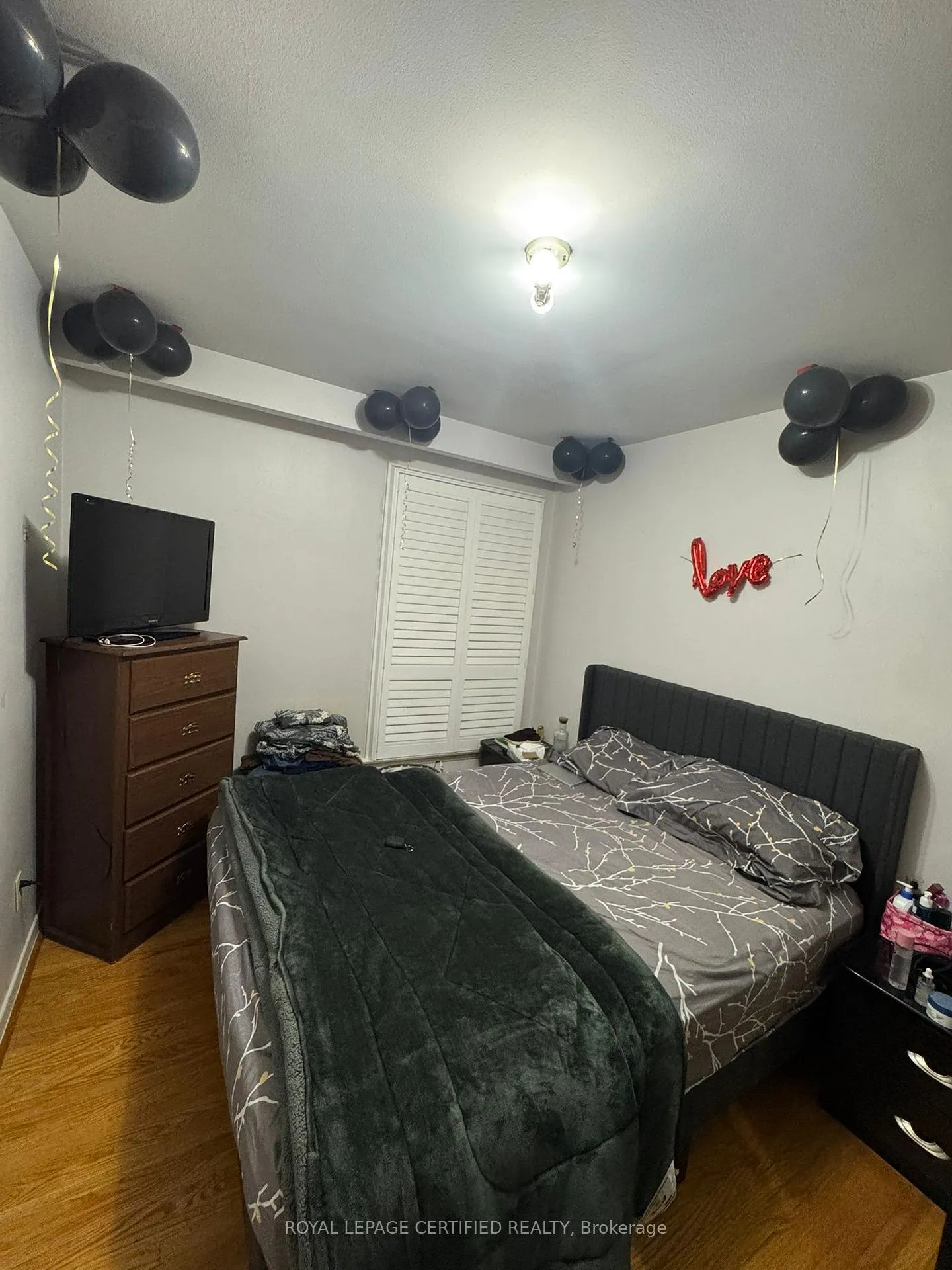 Photo 12 of 200 Redgrave Drive, Etobicoke, Willowridge-Martingrove-Richview — HOMEH