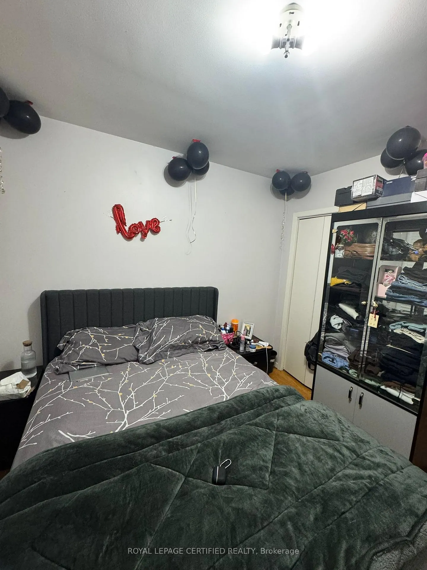Photo 13 of 200 Redgrave Drive, Etobicoke, Willowridge-Martingrove-Richview — HOMEH