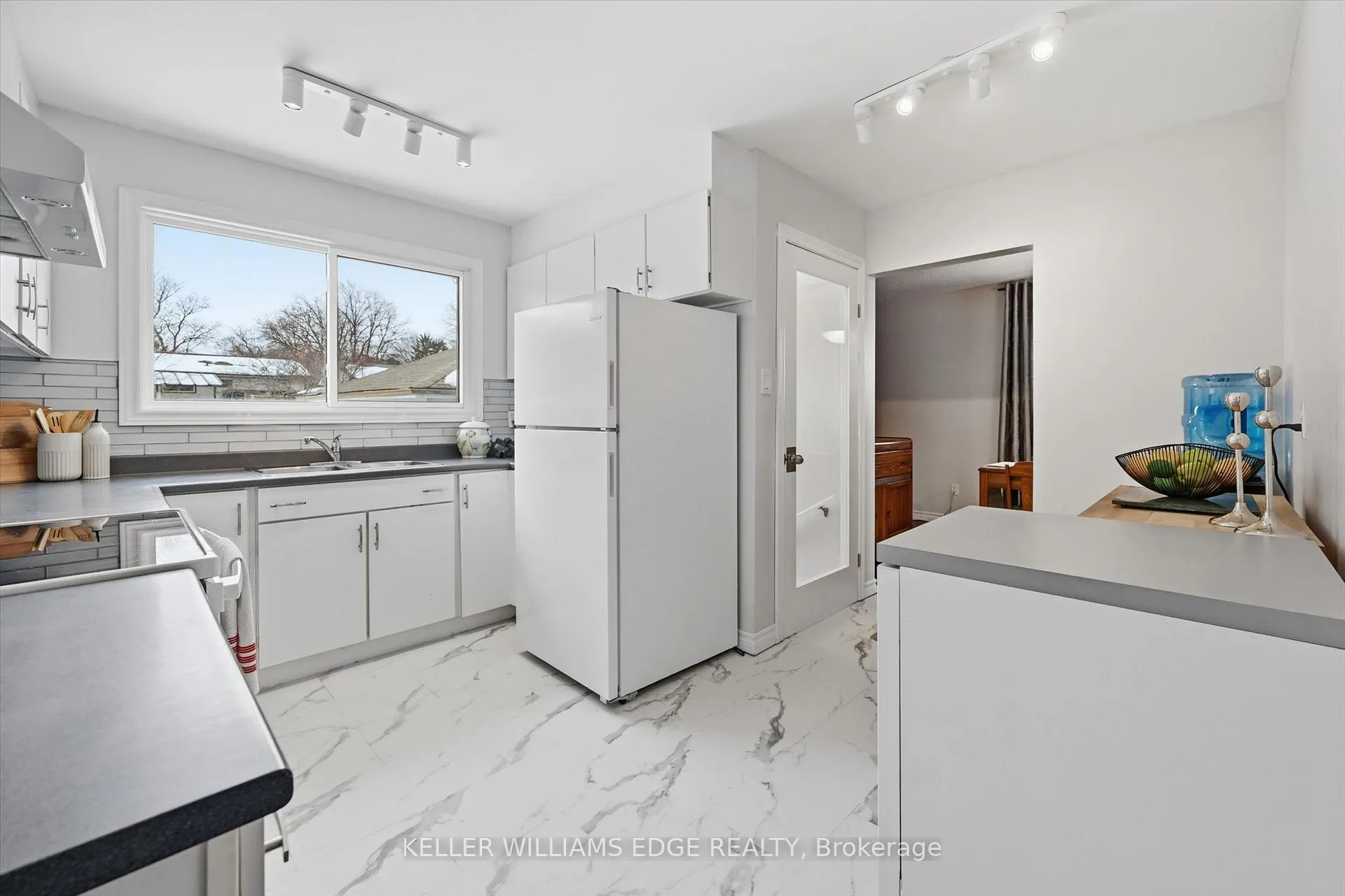 Photo 19 of 2112 Cavendish Drive, Burlington, Brant Hills — HOMEH