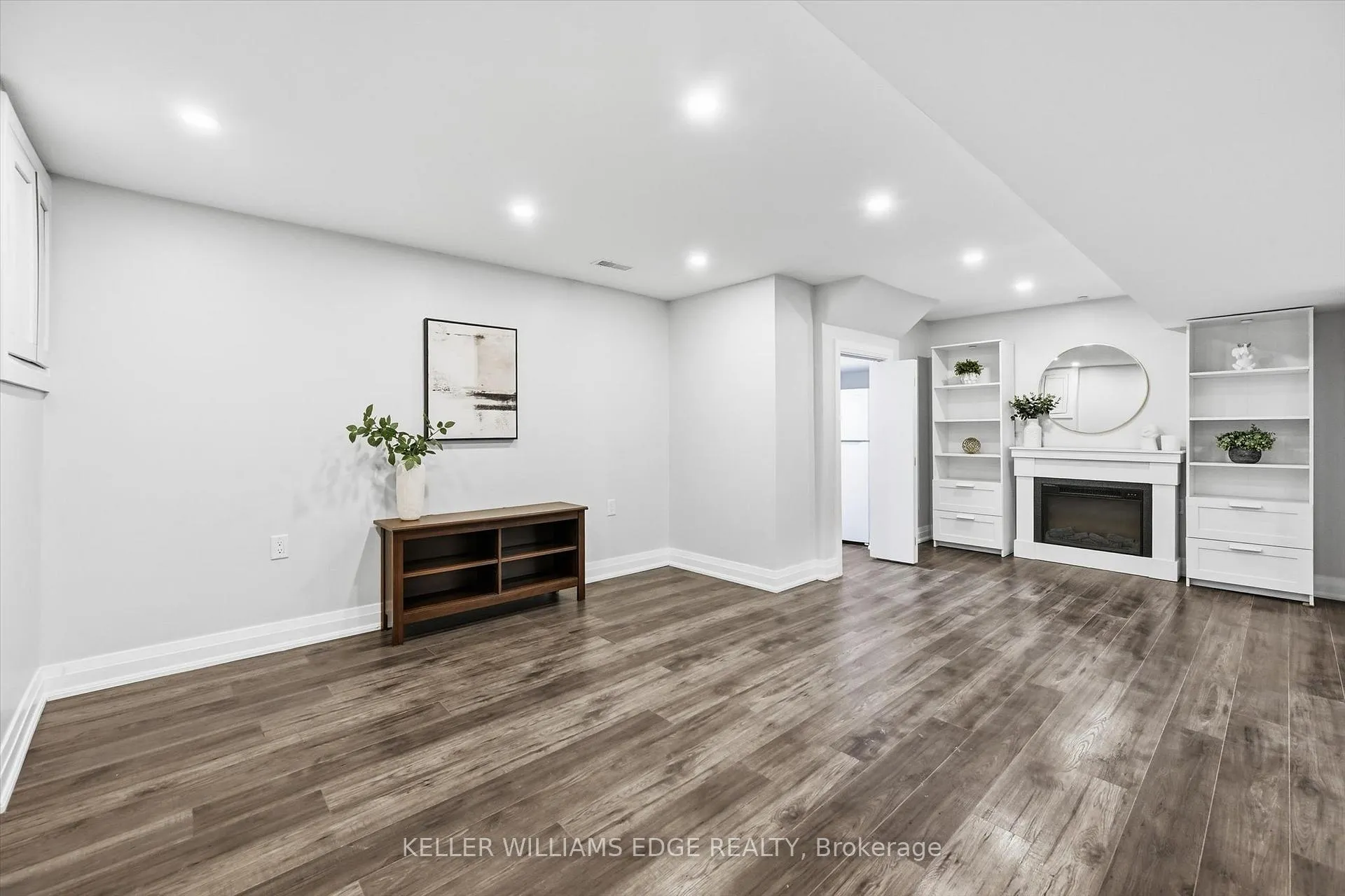 Photo 40 of 2112 Cavendish Drive, Burlington, Brant Hills — HOMEH