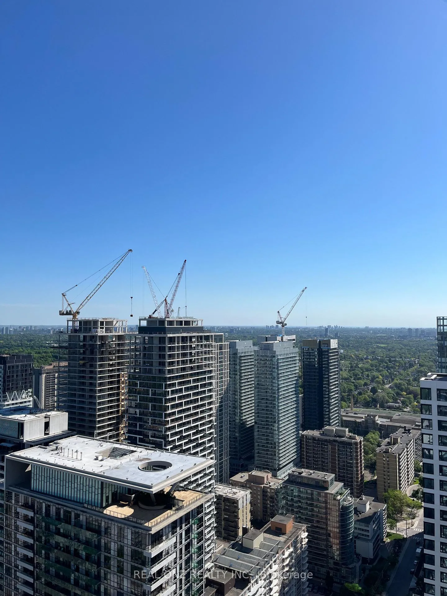Photo 12 of Unit 4002, 39 Roehampton Avenue, Toronto, Mount Pleasant West — HOMEH