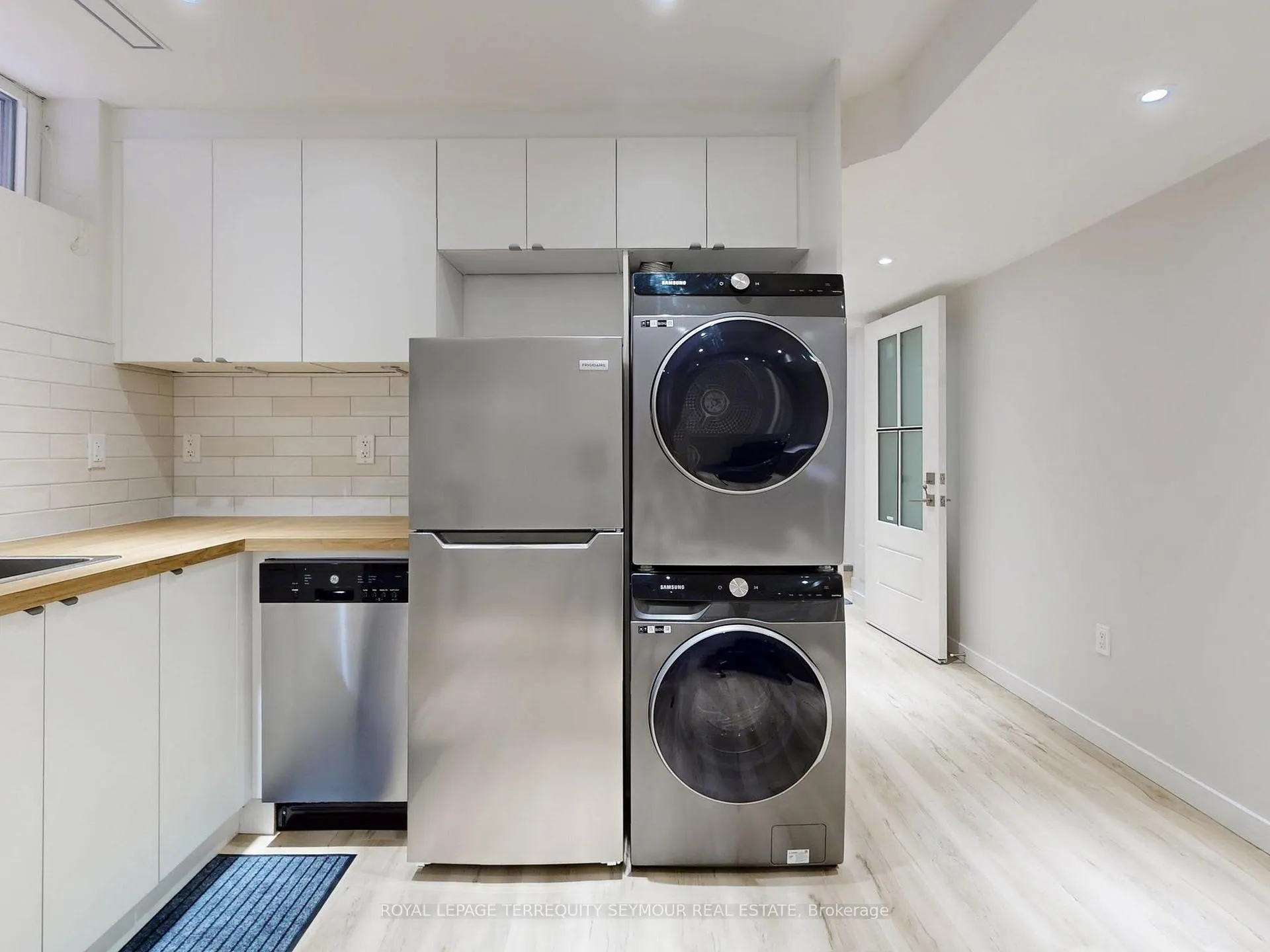 Photo 4 of 30 Mosley Street, Toronto, South Riverdale — HOMEH