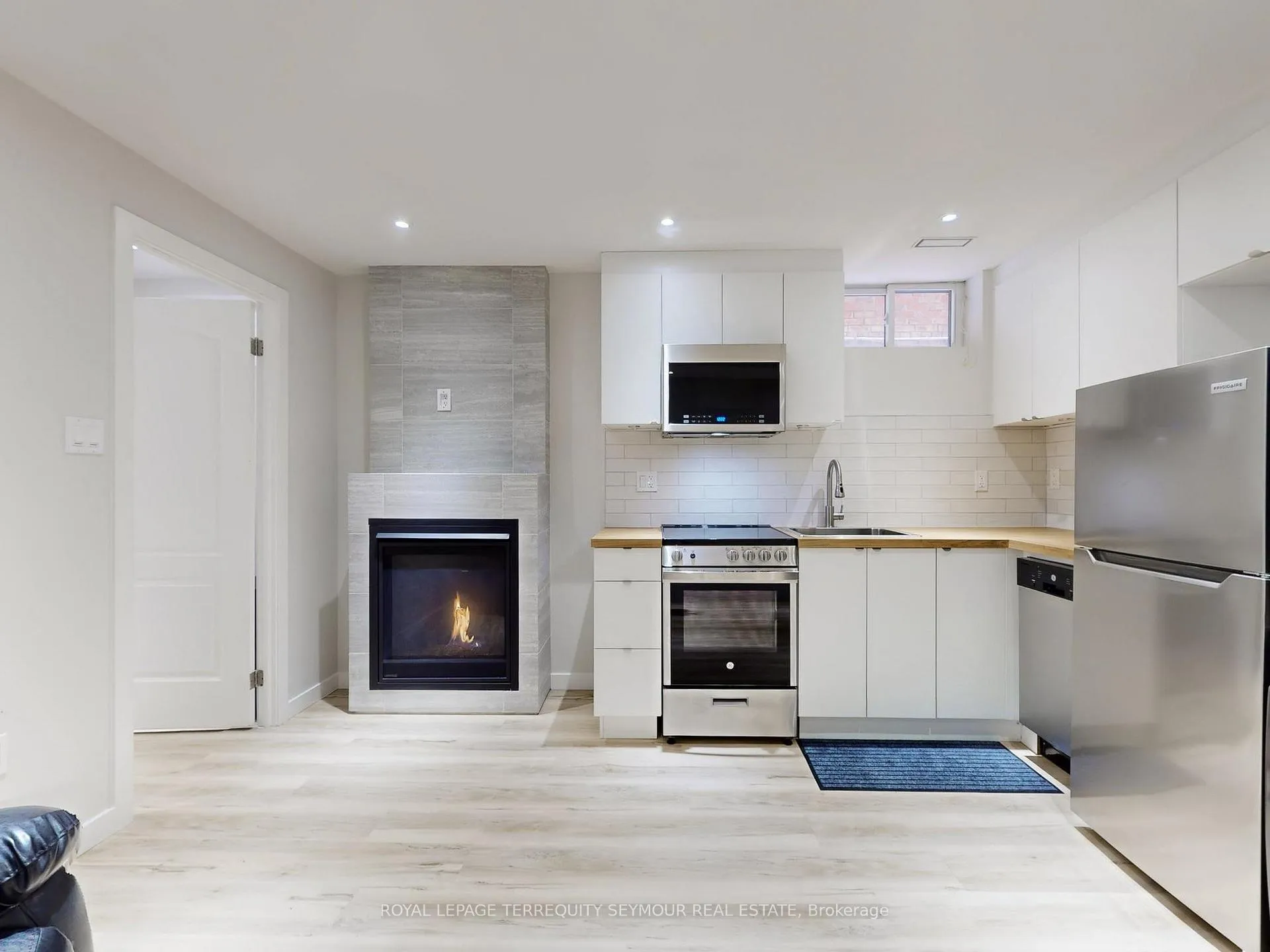 Photo 9 of 30 Mosley Street, Toronto, South Riverdale — HOMEH