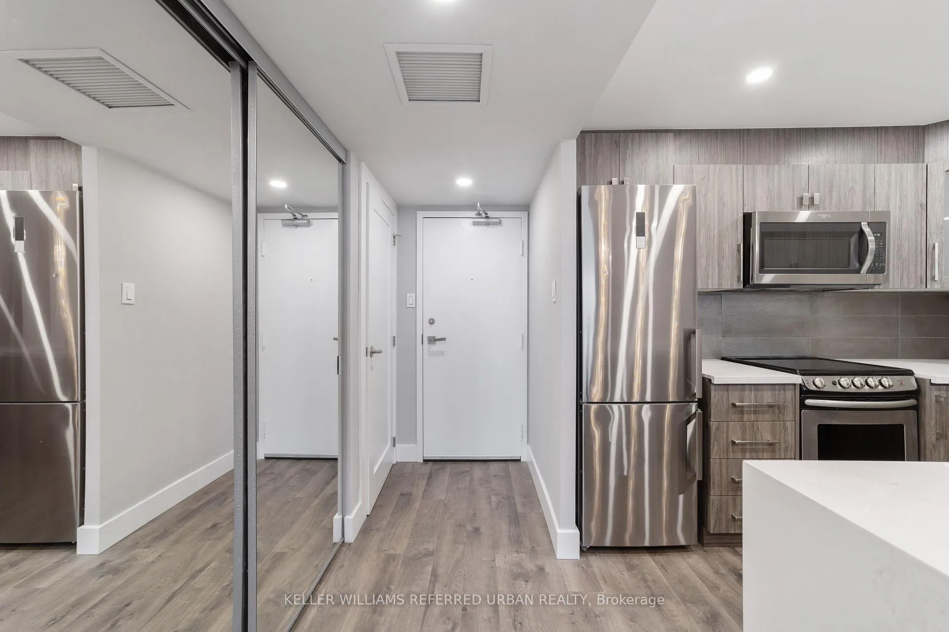 Photo 1 of Unit 1111, 725 King Street W, Toronto, Niagara — HOMEH
