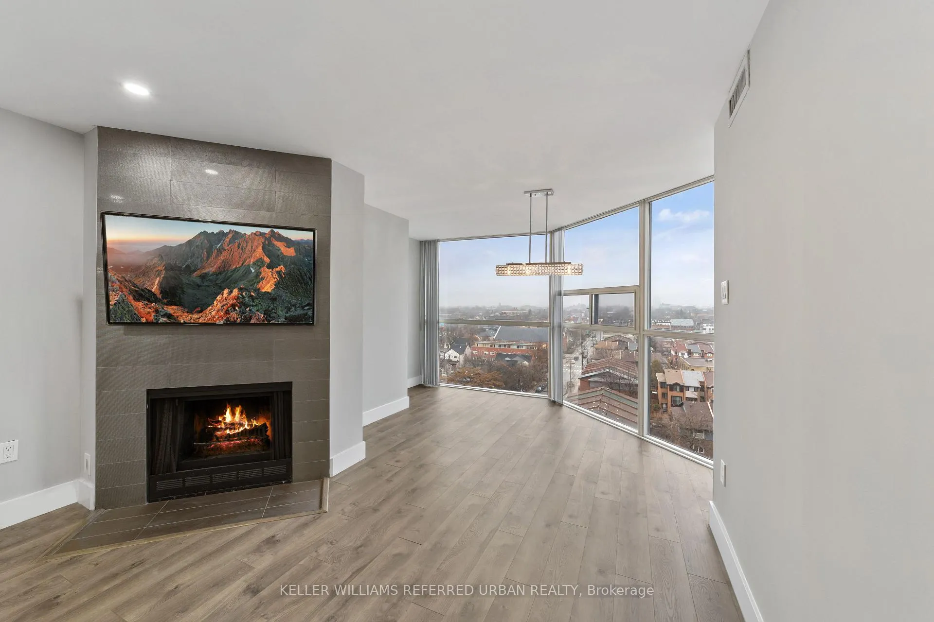 Photo 13 of Unit 1111, 725 King Street W, Toronto, Niagara — HOMEH