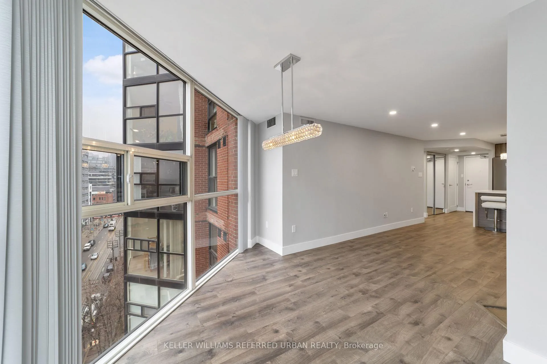 Photo 15 of Unit 1111, 725 King Street W, Toronto, Niagara — HOMEH