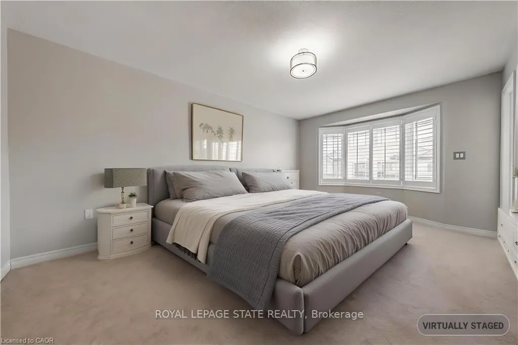 Photo 13 of 35 Charleswood Crescent, Hamilton, Stoney Creek — HOMEH