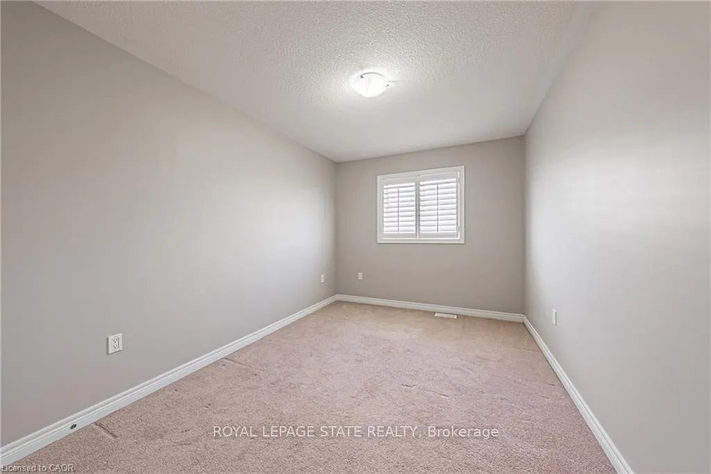 Photo 17 of 35 Charleswood Crescent, Hamilton, Stoney Creek — HOMEH