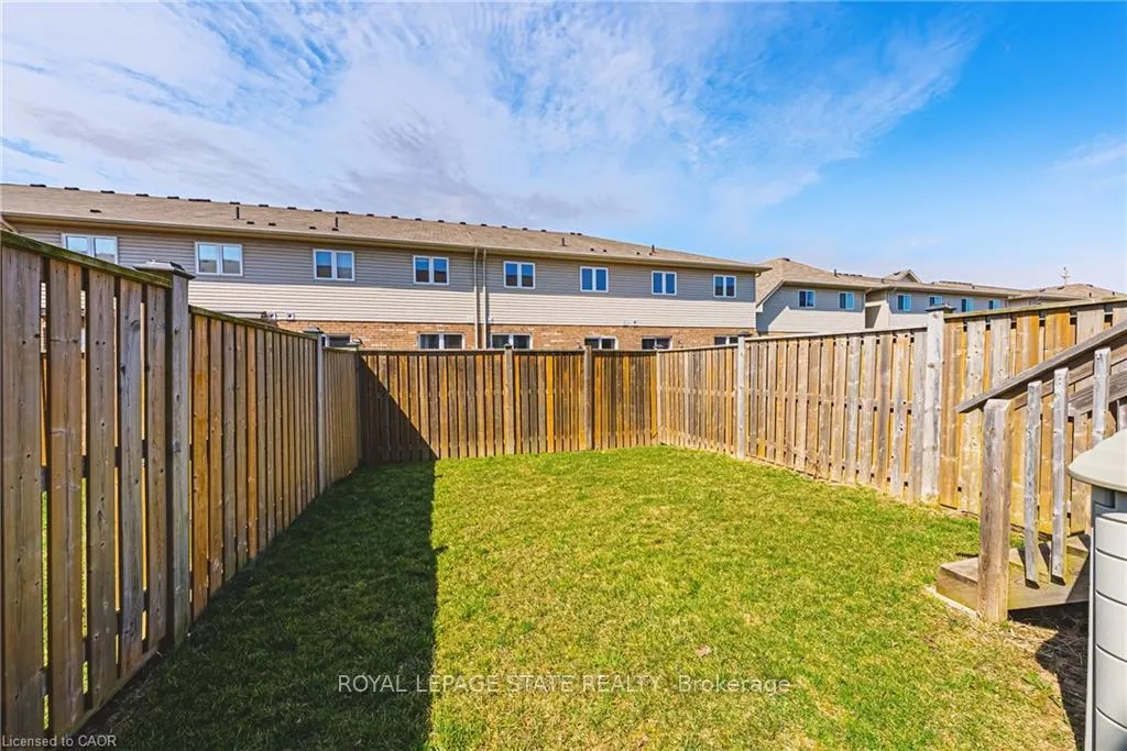 Photo 21 of 35 Charleswood Crescent, Hamilton, Stoney Creek — HOMEH