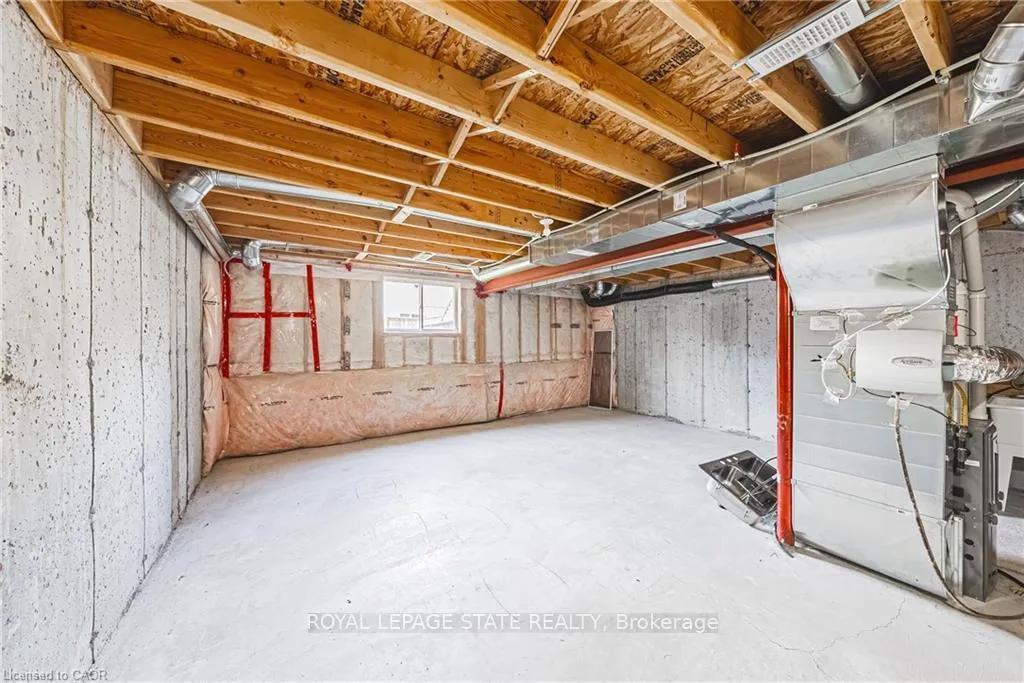 Photo 23 of 35 Charleswood Crescent, Hamilton, Stoney Creek — HOMEH