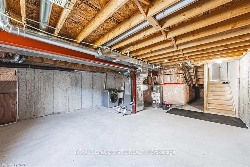 Photo 24 of 35 Charleswood Crescent, Hamilton, Stoney Creek — HOMEH