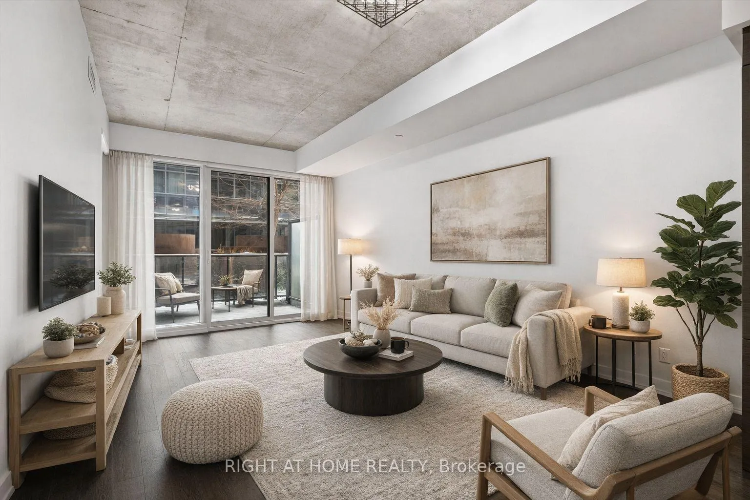 Front of Unit 318, 1030 King Street W