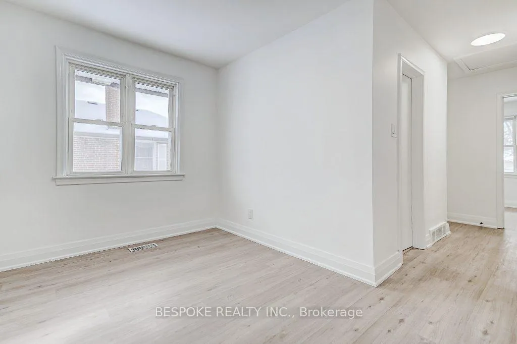 Photo 11 of Unit Main, 1110 Athol Street, Whitby, Downtown Whitby — HOMEH