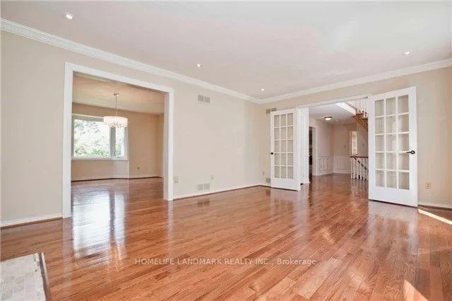 Photo 3 of 26 Ritter Crescent, Markham, Unionville — HOMEH