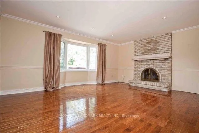 Photo 8 of 26 Ritter Crescent, Markham, Unionville — HOMEH