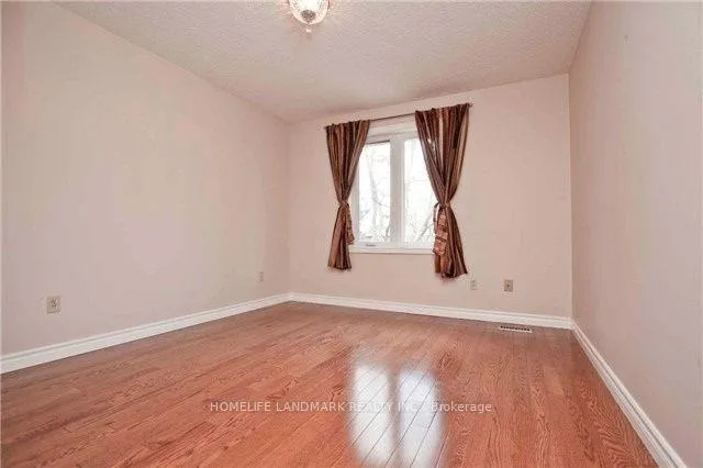 Photo 12 of 26 Ritter Crescent, Markham, Unionville — HOMEH