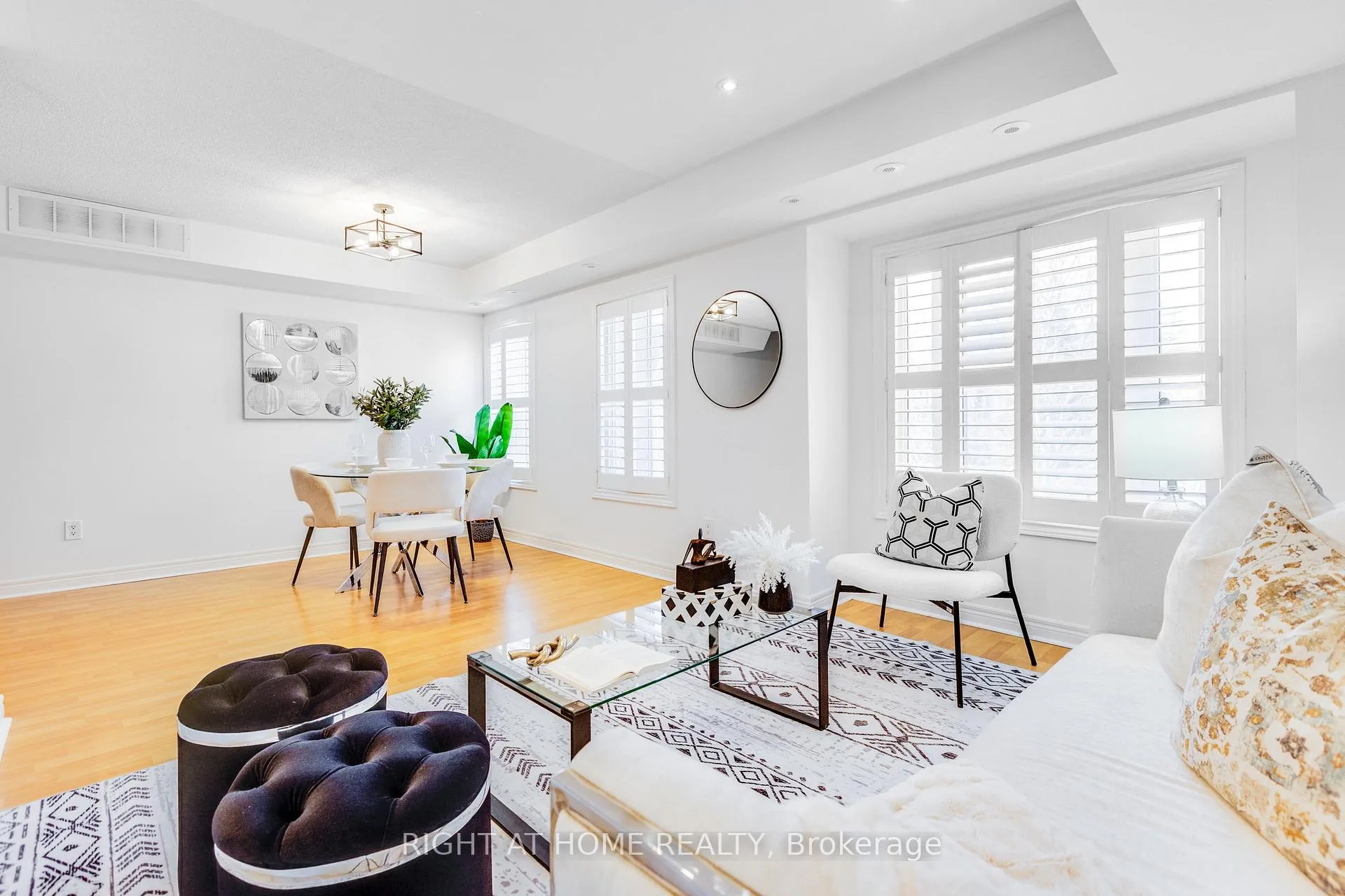 Photo 13 of Unit 331, 312 John Street, Markham, Aileen-Willowbrook — HOMEH