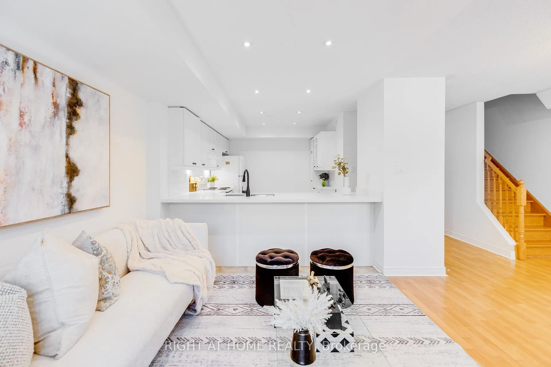 Photo 15 of Unit 331, 312 John Street, Markham, Aileen-Willowbrook — HOMEH