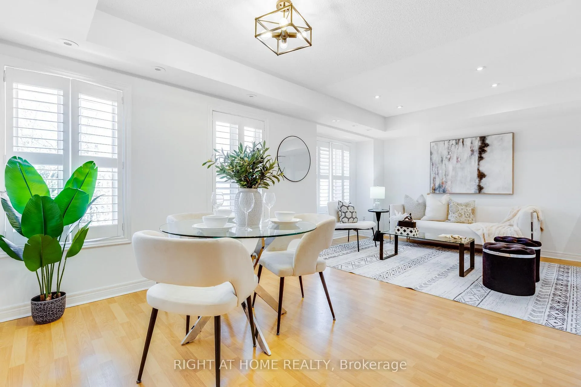 Photo 19 of Unit 331, 312 John Street, Markham, Aileen-Willowbrook — HOMEH