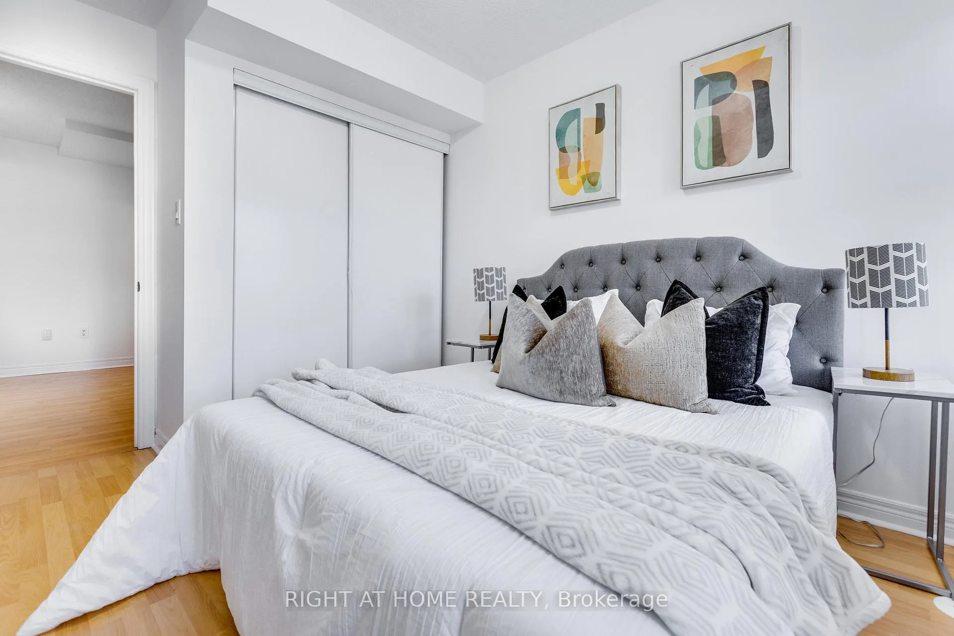 Photo 29 of Unit 331, 312 John Street, Markham, Aileen-Willowbrook — HOMEH